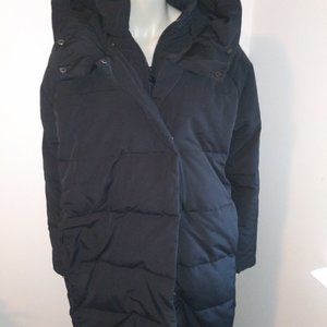 New Womens Black Puffer Coat, size XL